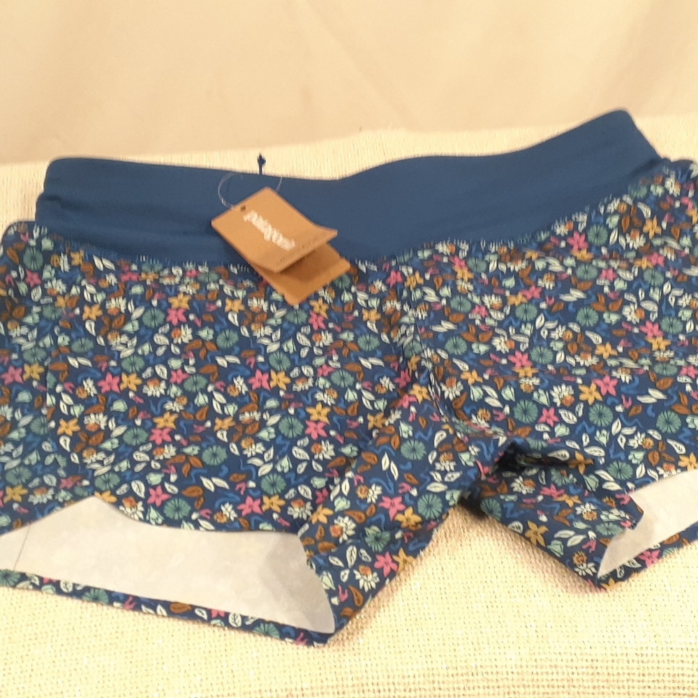 Patagonia Womens Strech Hydropeak Surf Shorts